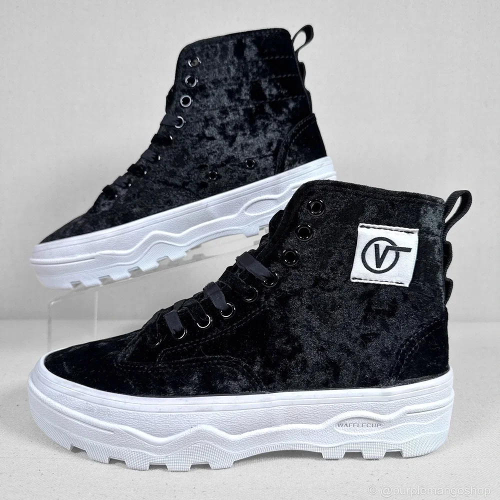 NWOT‎ VANS Sentry WC Crushed Velvet Platform Sneakers | Black | Womens | 6.5